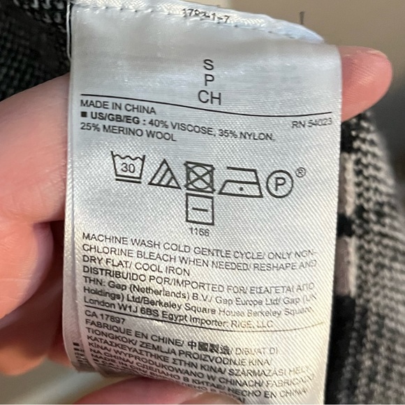 Banana Republic cardigan shawl, merino wool. - Picture 6 of 9